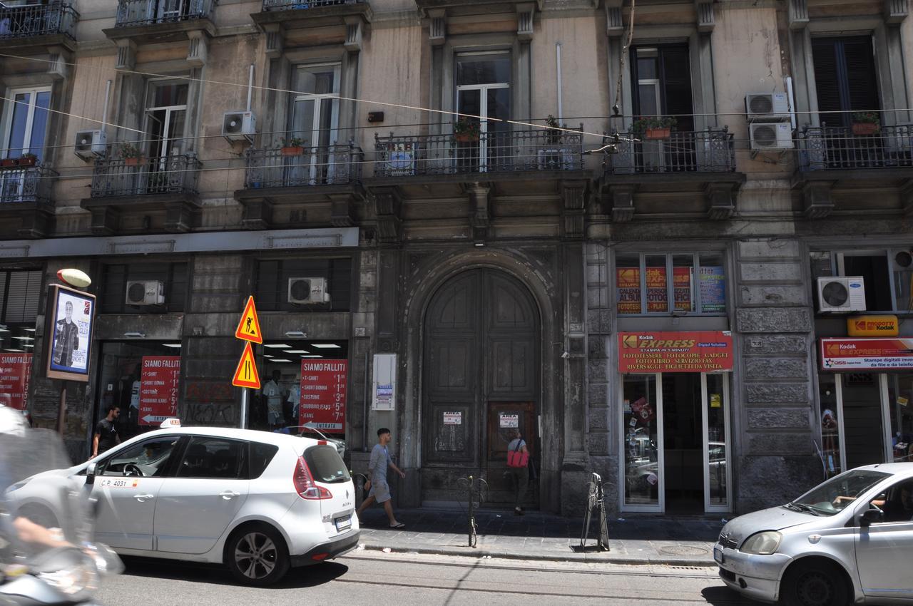 Benvenuto A Napoli Bed & Breakfast Exterior photo